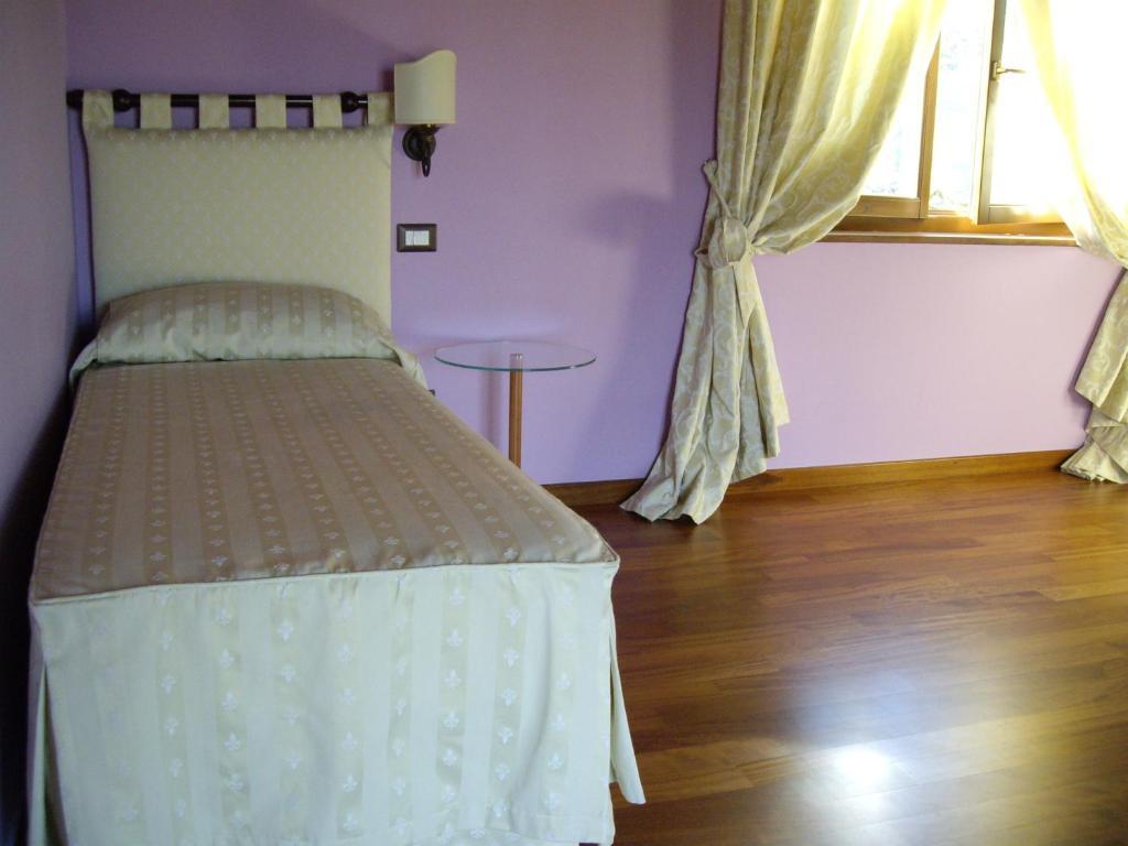Agriturismo Il Borgo Degli Ulivi Розето-дельї-Абруцці Номер фото