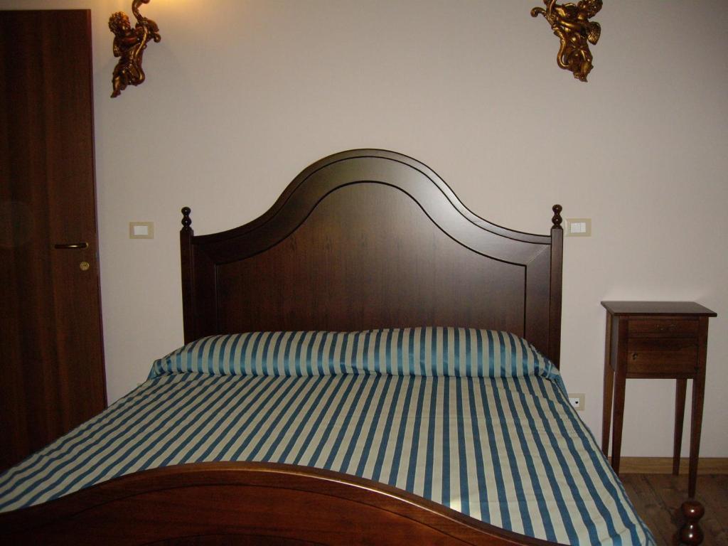 Agriturismo Il Borgo Degli Ulivi Розето-дельї-Абруцці Номер фото